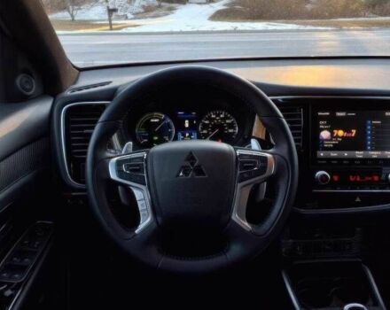 Червоний Міцубісі Аутлендер, об'ємом двигуна 2.4 л та пробігом 45 тис. км за 18500 $, фото 10 на Automoto.ua