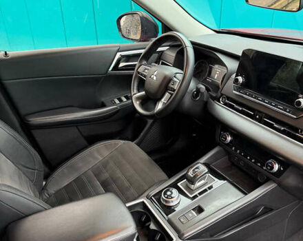 Красный Мицубиси Аутлендер, объемом двигателя 2.49 л и пробегом 44 тыс. км за 25000 $, фото 14 на Automoto.ua