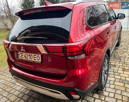 Красный Мицубиси Аутлендер, объемом двигателя 2 л и пробегом 40 тыс. км за 23500 $, фото 12 на Automoto.ua