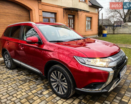 Красный Мицубиси Аутлендер, объемом двигателя 2 л и пробегом 40 тыс. км за 23500 $, фото 39 на Automoto.ua