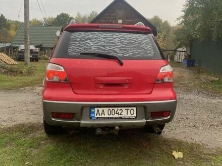 Мицубиси Аутлендер 2006 в Василькове на Automoto.ua Красный Мицубиси Аутлендер, объемом двигателя 2.4 л и пробегом 373 тыс. км за 5270 $, фото 1 на Automoto.ua