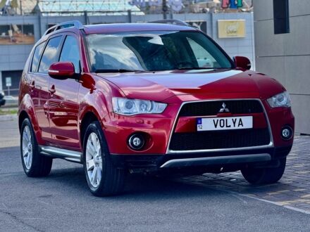 Міцубісі Аутлендер 2010 у Кривому Розі на Automoto.ua Червоний Міцубісі Аутлендер, об'ємом двигуна 2.2 л та пробігом 195 тис. км за 9450 $, фото 1 на Automoto.ua