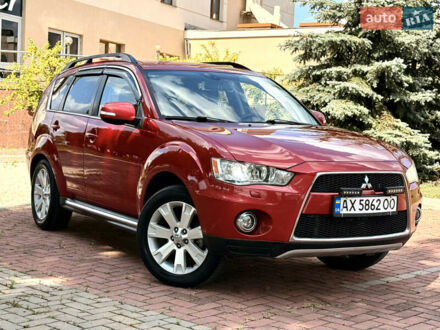 Міцубісі Аутлендер 2011 у Харкові на Automoto.ua Червоний Міцубісі Аутлендер, об'ємом двигуна 2.27 л та пробігом 180 тис. км за 9500 $, фото 1 на Automoto.ua
