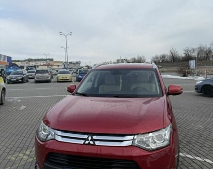 Красный Мицубиси Аутлендер, объемом двигателя 2.3 л и пробегом 213 тыс. км за 15300 $, фото 1 на Automoto.ua