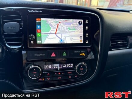 Мицубиси Аутлендер 2017 в Черновцах на Automoto.ua Красный Мицубиси Аутлендер, объемом двигателя 24 л и пробегом 84 тыс. км за 16700 $, фото 1 на Automoto.ua