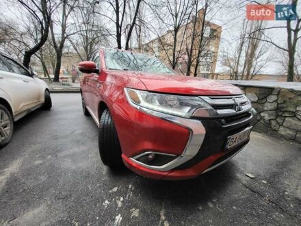 Мицубиси Аутлендер 2018 в Кропивницком (Кировограде) на Automoto.ua Красный Мицубиси Аутлендер, объемом двигателя 2 л и пробегом 59 тыс. км за 25000 $, фото 1 на Automoto.ua