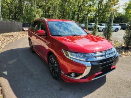 Мицубиси Аутлендер 2018 в Ужгороде на Automoto.ua Красный Мицубиси Аутлендер, объемом двигателя 2 л и пробегом 33 тыс. км за 5100 $, фото 1 на Automoto.ua