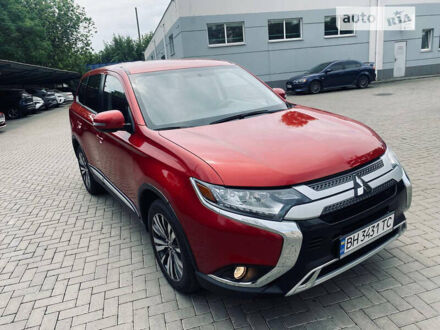 Міцубісі Аутлендер 2019 у Одесі на Automoto.ua Червоний Міцубісі Аутлендер, об'ємом двигуна 2.4 л та пробігом 76 тис. км за 19300 $, фото 1 на Automoto.ua