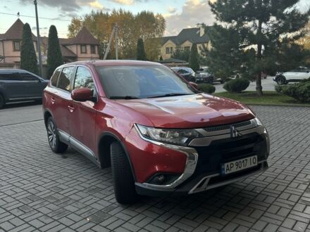 Міцубісі Аутлендер 2019 у Ужгороді на Automoto.ua Червоний Міцубісі Аутлендер, об'ємом двигуна 2.4 л та пробігом 90 тис. км за 12500 $, фото 1 на Automoto.ua