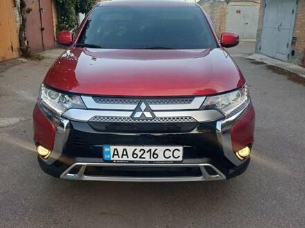 Міцубісі Аутлендер 2019 у Києві на Automoto.ua Червоний Міцубісі Аутлендер, об'ємом двигуна 2 л та пробігом 40 тис. км за 18700 $, фото 1 на Automoto.ua