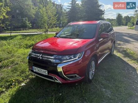 Мицубиси Аутлендер 2020 в Харькове на Automoto.ua Красный Мицубиси Аутлендер, объемом двигателя 2.36 л и пробегом 78 тыс. км за 21500 $, фото 1 на Automoto.ua