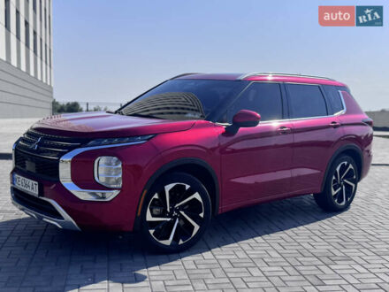 Міцубісі Аутлендер 2022 у Дніпро (Дніпропетровську) на Automoto.ua Червоний Міцубісі Аутлендер, об'ємом двигуна 2.49 л та пробігом 53 тис. км за 31300 $, фото 1 на Automoto.ua
