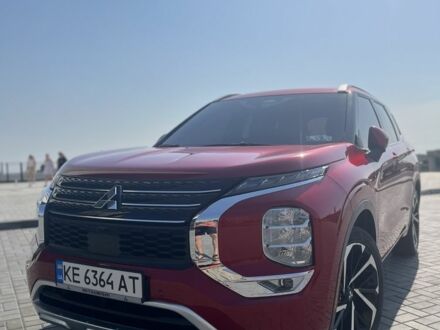 Мицубиси Аутлендер 2022 в Ивано-Франковске на Automoto.ua Красный Мицубиси Аутлендер, объемом двигателя 2.5 л и пробегом 55 тыс. км за 31100 $, фото 1 на Automoto.ua