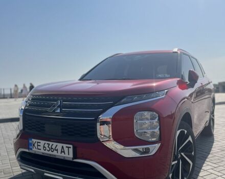 Красный Мицубиси Аутлендер, объемом двигателя 2.5 л и пробегом 55 тыс. км за 31100 $, фото 1 на Automoto.ua