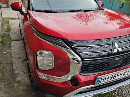 Червоний Міцубісі Аутлендер, об'ємом двигуна 2.49 л та пробігом 73 тис. км за 34000 $, фото 1 на Automoto.ua