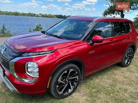 Мицубиси Аутлендер 2023 в Днепре (Днепропетровске) на Automoto.ua Красный Мицубиси Аутлендер, объемом двигателя 2.36 л и пробегом 37 тыс. км за 42200 $, фото 1 на Automoto.ua
