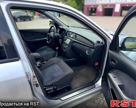 Мицубиси Аутлендер, объемом двигателя 2 л и пробегом 300 тыс. км за 4899 $, фото 7 на Automoto.ua