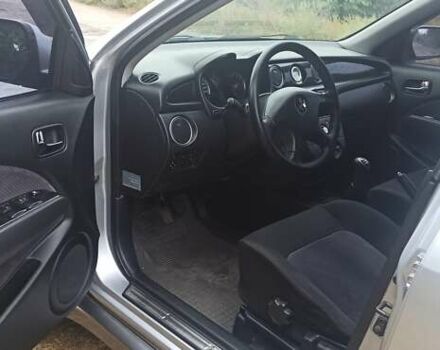 Мицубиси Аутлендер, объемом двигателя 2 л и пробегом 234 тыс. км за 5700 $, фото 6 на Automoto.ua