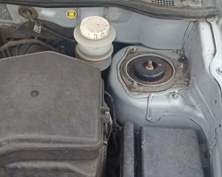 Мицубиси Аутлендер, объемом двигателя 2 л и пробегом 234 тыс. км за 5700 $, фото 4 на Automoto.ua