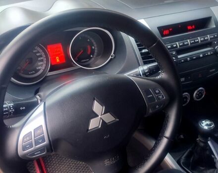 Мицубиси Аутлендер, объемом двигателя 2 л и пробегом 185 тыс. км за 9500 $, фото 12 на Automoto.ua