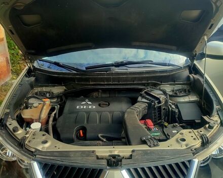 Мицубиси Аутлендер, объемом двигателя 2 л и пробегом 185 тыс. км за 9500 $, фото 10 на Automoto.ua