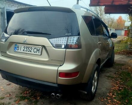 Мицубиси Аутлендер, объемом двигателя 2 л и пробегом 185 тыс. км за 9500 $, фото 6 на Automoto.ua