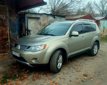 Мицубиси Аутлендер, объемом двигателя 2 л и пробегом 185 тыс. км за 9500 $, фото 4 на Automoto.ua