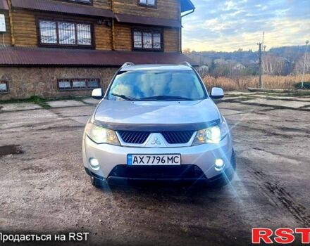Міцубісі Аутлендер, об'ємом двигуна 2.4 л та пробігом 320 тис. км за 9500 $, фото 4 на Automoto.ua