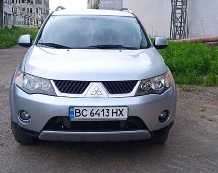 Мицубиси Аутлендер, объемом двигателя 2 л и пробегом 292 тыс. км за 8400 $, фото 1 на Automoto.ua