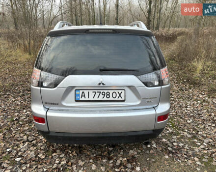 Мицубиси Аутлендер, объемом двигателя 2.36 л и пробегом 250 тыс. км за 7700 $, фото 5 на Automoto.ua