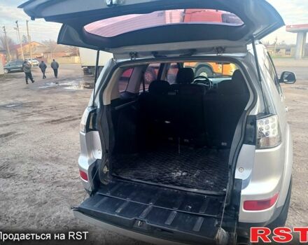 Міцубісі Аутлендер, об'ємом двигуна 2.4 л та пробігом 320 тис. км за 9500 $, фото 10 на Automoto.ua
