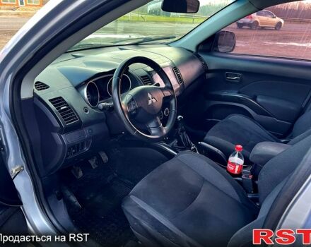 Міцубісі Аутлендер, об'ємом двигуна 2.4 л та пробігом 320 тис. км за 9500 $, фото 9 на Automoto.ua