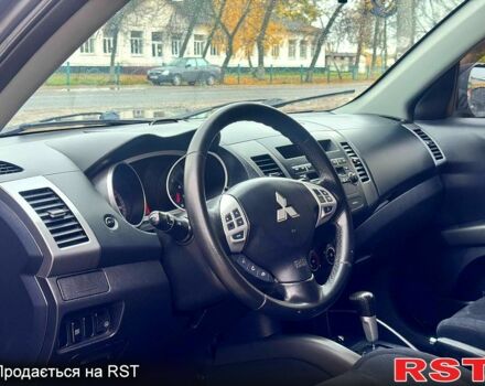 Міцубісі Аутлендер, об'ємом двигуна 3 л та пробігом 179 тис. км за 8900 $, фото 7 на Automoto.ua
