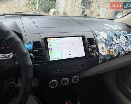 Мицубиси Аутлендер, объемом двигателя 2.2 л и пробегом 280 тыс. км за 12121 $, фото 9 на Automoto.ua