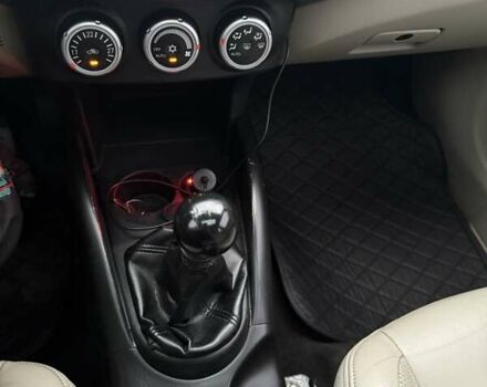 Мицубиси Аутлендер, объемом двигателя 2.2 л и пробегом 280 тыс. км за 12121 $, фото 10 на Automoto.ua