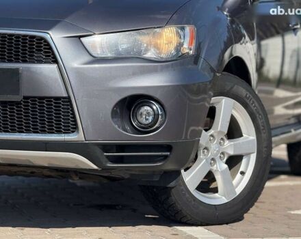 Мицубиси Аутлендер, объемом двигателя 2.2 л и пробегом 221 тыс. км за 9800 $, фото 2 на Automoto.ua