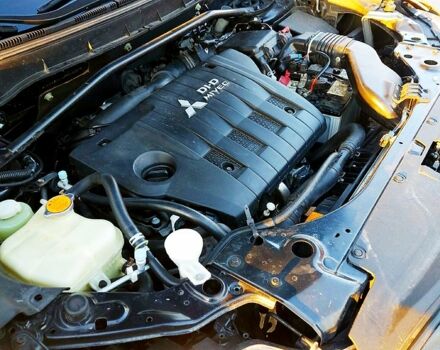 Міцубісі Аутлендер, об'ємом двигуна 2.3 л та пробігом 287 тис. км за 11500 $, фото 13 на Automoto.ua