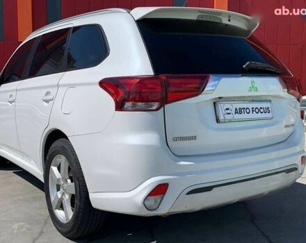 Мицубиси Аутлендер, объемом двигателя 0 л и пробегом 248 тыс. км за 11990 $, фото 5 на Automoto.ua