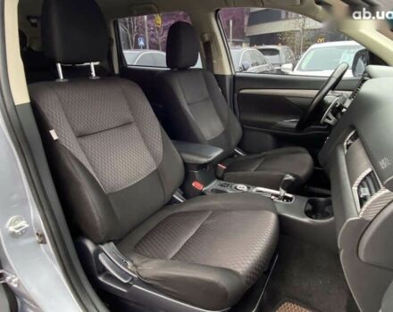 Мицубиси Аутлендер, объемом двигателя 0 л и пробегом 228 тыс. км за 14000 $, фото 24 на Automoto.ua