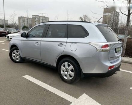 Мицубиси Аутлендер, объемом двигателя 0 л и пробегом 228 тыс. км за 14000 $, фото 9 на Automoto.ua