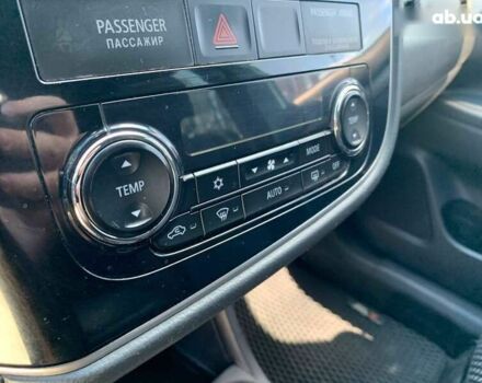 Мицубиси Аутлендер, объемом двигателя 0 л и пробегом 248 тыс. км за 11990 $, фото 19 на Automoto.ua