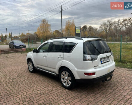 Міцубісі Аутлендер, об'ємом двигуна 2.3 л та пробігом 153 тис. км за 12500 $, фото 3 на Automoto.ua