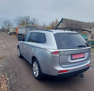 Міцубісі Аутлендер, об'ємом двигуна 2.3 л та пробігом 187 тис. км за 14000 $, фото 10 на Automoto.ua