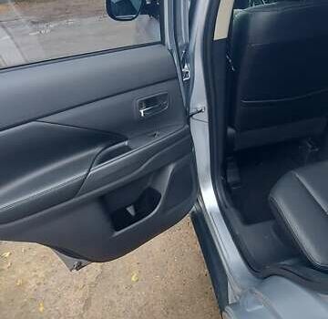 Мицубиси Аутлендер, объемом двигателя 2.3 л и пробегом 187 тыс. км за 13700 $, фото 28 на Automoto.ua