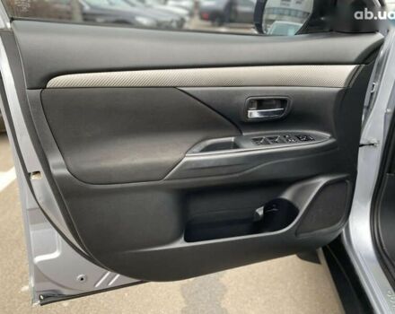 Мицубиси Аутлендер, объемом двигателя 0 л и пробегом 228 тыс. км за 14000 $, фото 15 на Automoto.ua