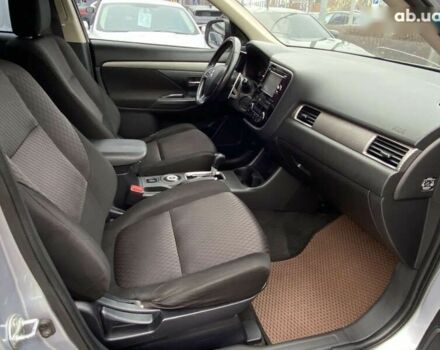 Мицубиси Аутлендер, объемом двигателя 0 л и пробегом 228 тыс. км за 14000 $, фото 22 на Automoto.ua