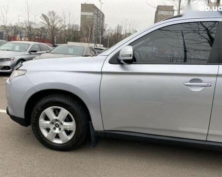 Мицубиси Аутлендер, объемом двигателя 0 л и пробегом 228 тыс. км за 14000 $, фото 11 на Automoto.ua