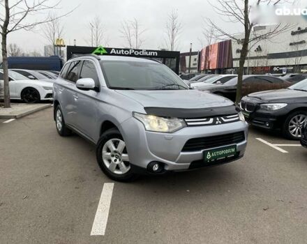 Мицубиси Аутлендер, объемом двигателя 0 л и пробегом 228 тыс. км за 14000 $, фото 3 на Automoto.ua