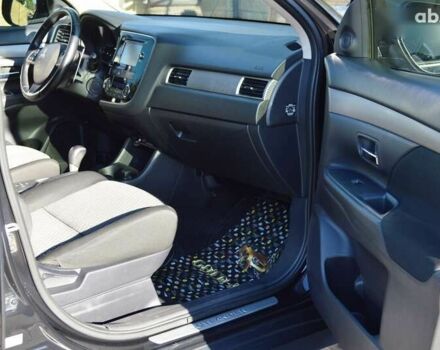 Мицубиси Аутлендер, объемом двигателя 0 л и пробегом 98 тыс. км за 13500 $, фото 29 на Automoto.ua