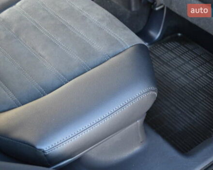 Мицубиси Аутлендер, объемом двигателя 2.3 л и пробегом 153 тыс. км за 14499 $, фото 105 на Automoto.ua